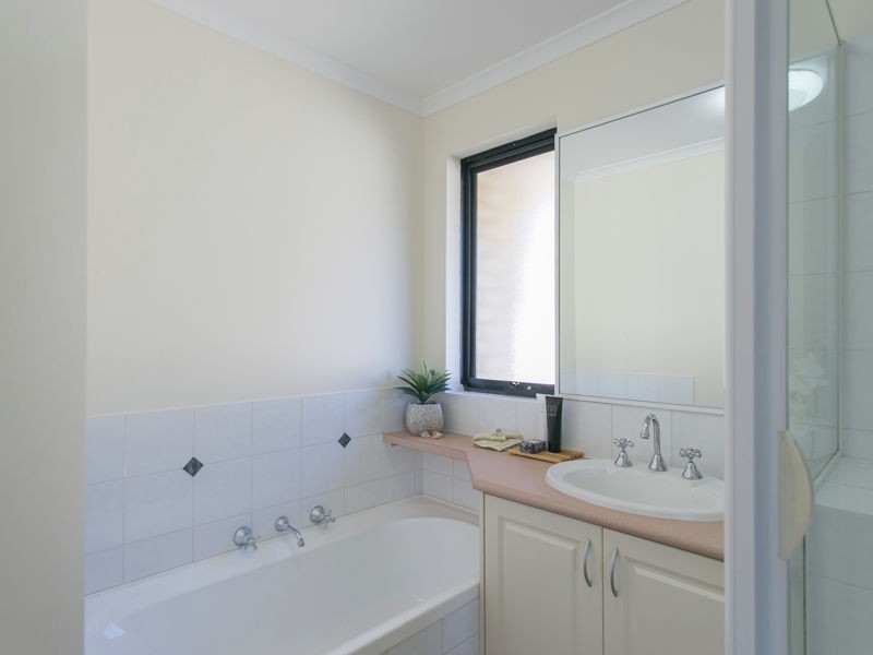 74 Park Street, Como WA 6152
