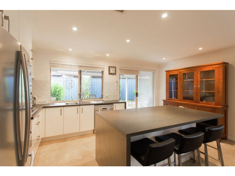 52 Conochie Crescent, Manning WA 6152