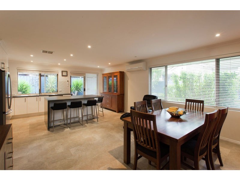 52 Conochie Crescent, Manning WA 6152