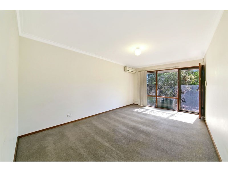 2/61 Cale Street, Como WA 6152
