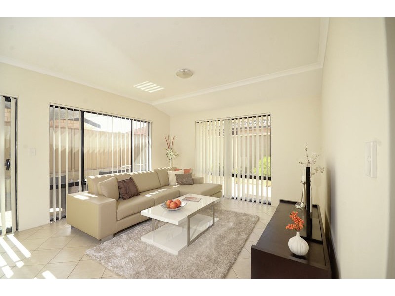 Rear 1/134 Manning Road, Manning WA 6152