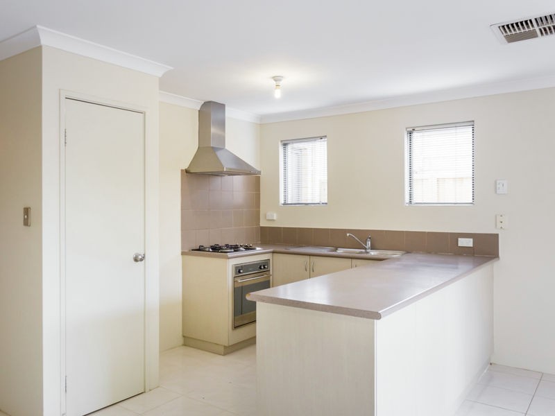 34 Pentland Street, Canning Vale WA 6155