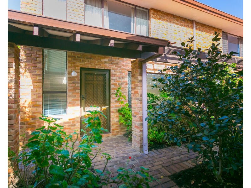 4/35-37 Alston Avenue, Como WA 6152