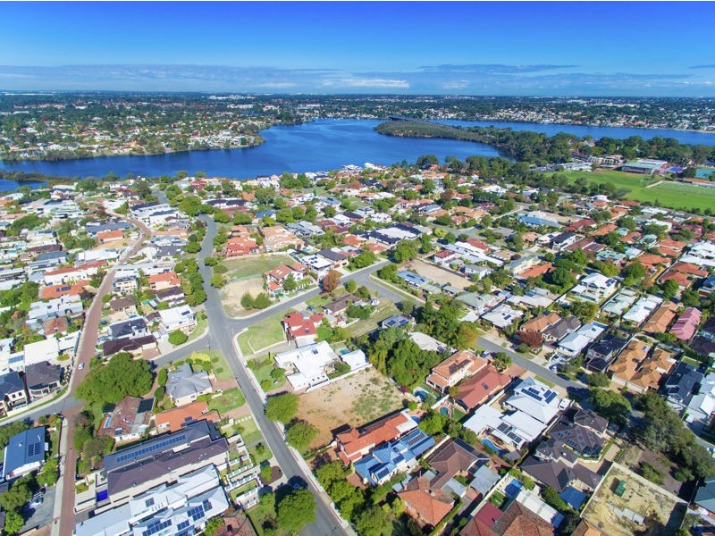 25b Sulman Avenue, Salter Point WA 6152