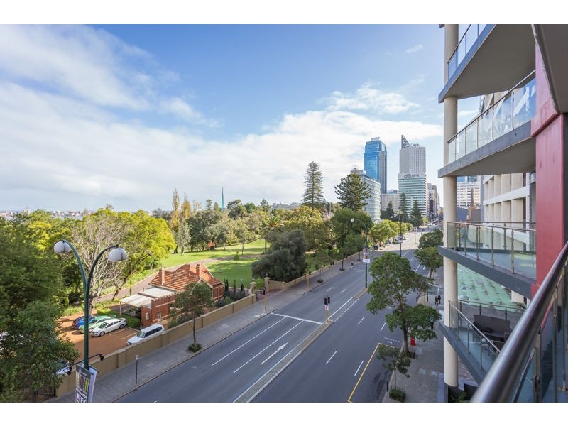 17/22 St Georges Terrace, Perth WA 6000