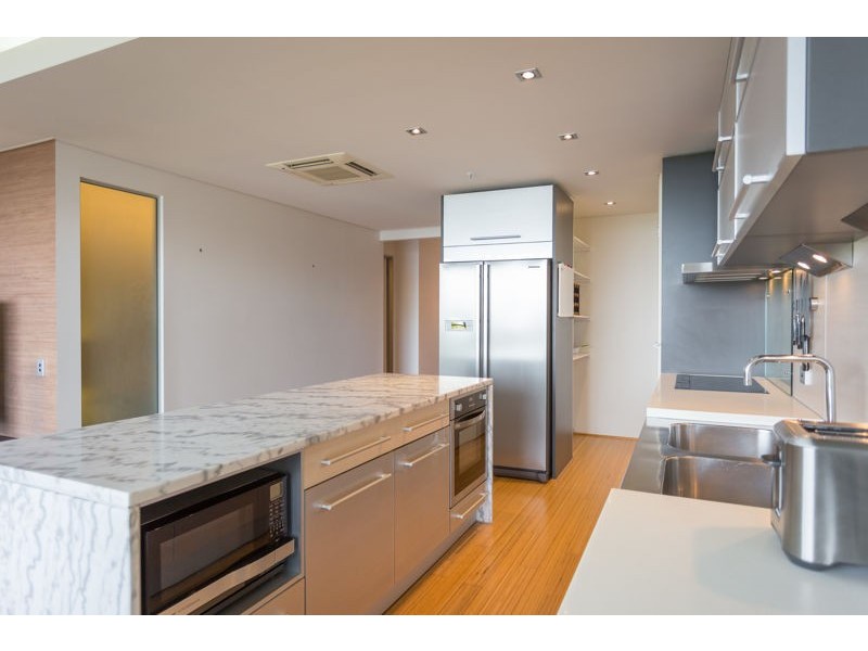 17/22 St Georges Terrace, Perth WA 6000