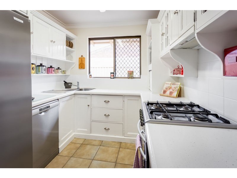 14 Beenan Close, Karawara WA 6152