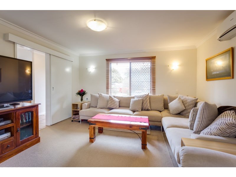 14 Beenan Close, Karawara WA 6152