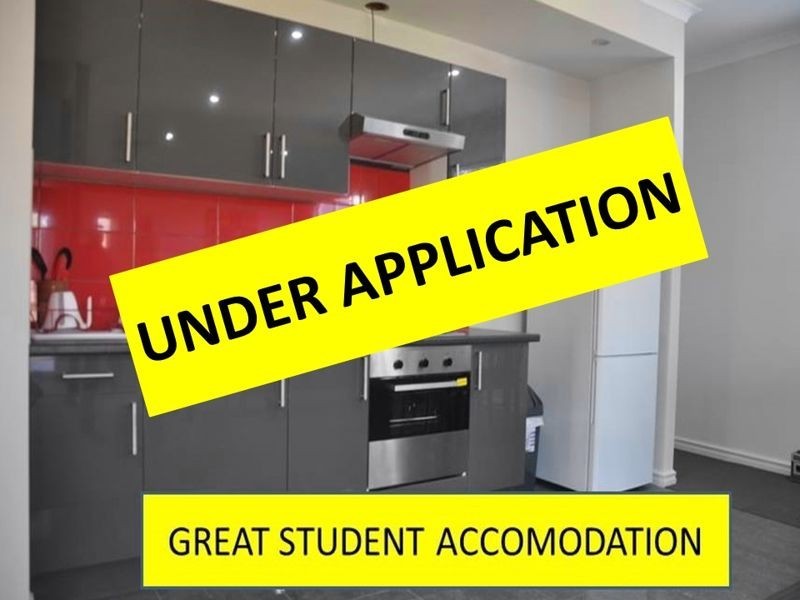 2/108 Lockhart Street, Como WA 6152