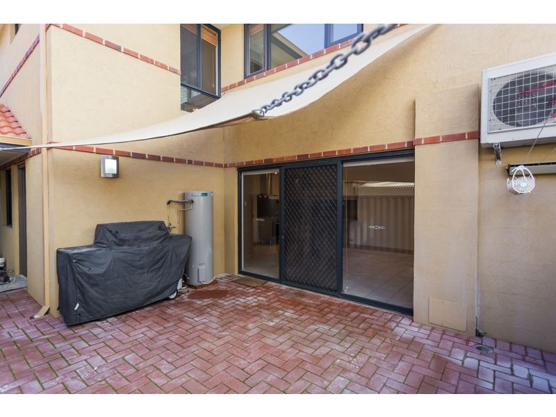 5/8 Tenth Avenue, Maylands WA 6051