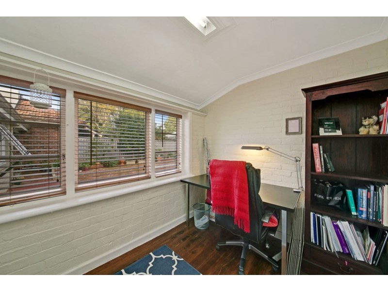 11 Todd Avenue, Como WA 6152