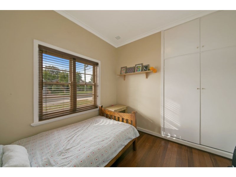 11 Todd Avenue, Como WA 6152