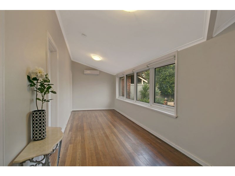 11 Todd Avenue, Como WA 6152