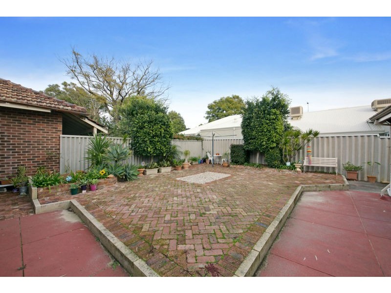 11 Todd Avenue, Como WA 6152