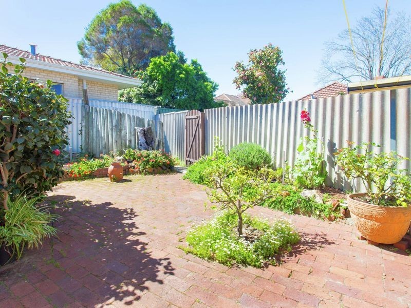3/62 Park Street, Como WA 6152