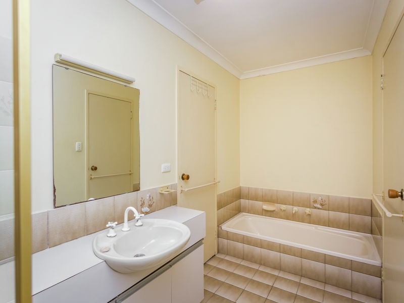 1/63 Park Street, Como WA 6152