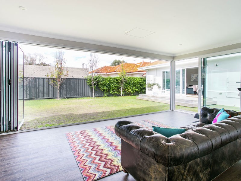 2 Pilgrim Street, South Perth WA 6151