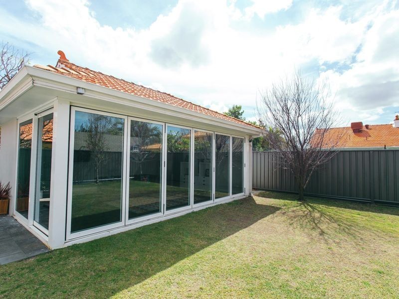 2 Pilgrim Street, South Perth WA 6151