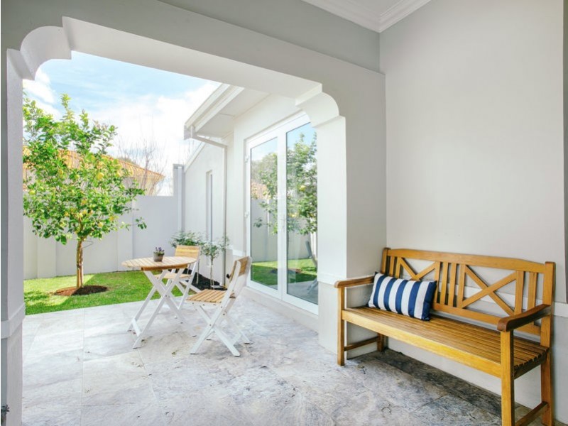 2 Pilgrim Street, South Perth WA 6151