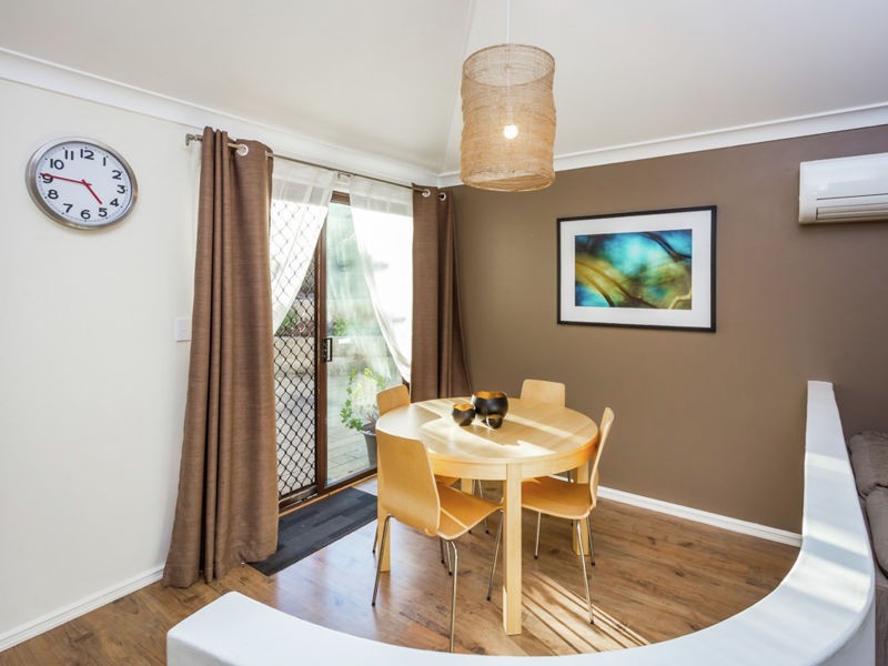 1/3 Lawrence Street, Como WA 6152