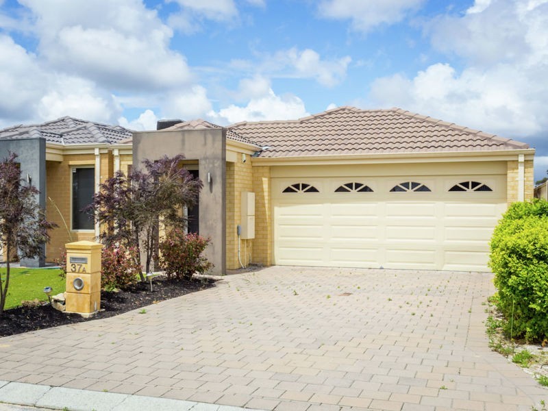 37A Dotterel Way, East Cannington WA 6107