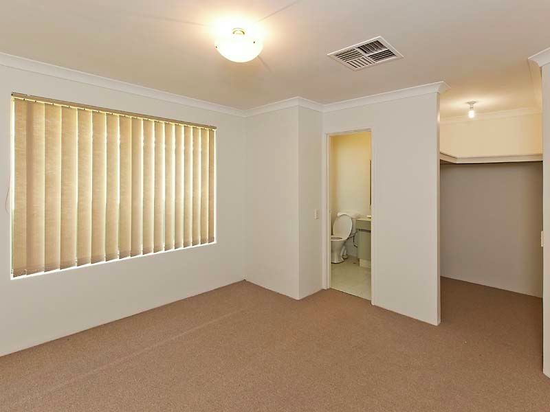 1 & 2/27 Edgecumbe Street, Como WA 6152