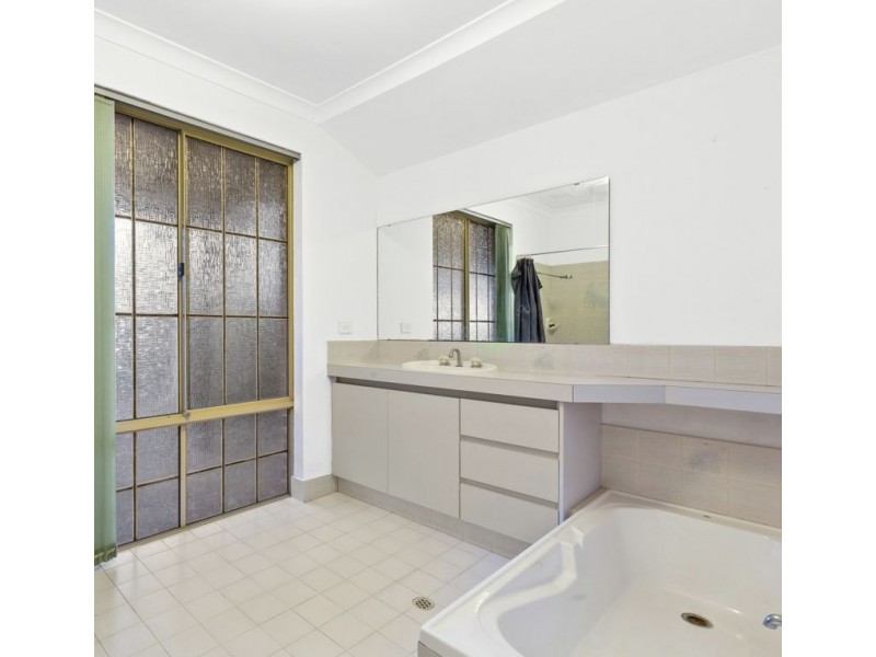 90B Hobbs Avenue, Como WA 6152