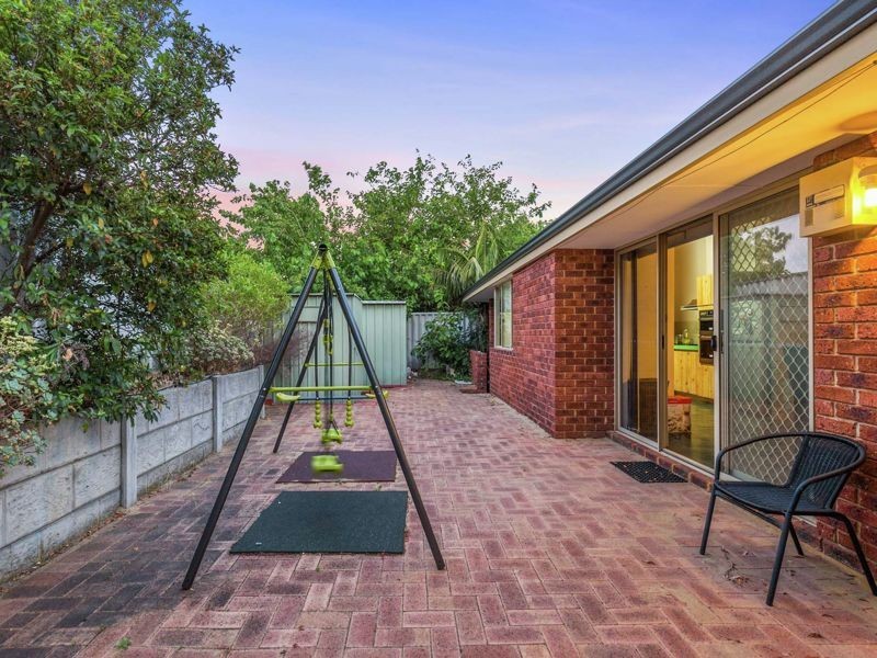 90B Hobbs Avenue, Como WA 6152