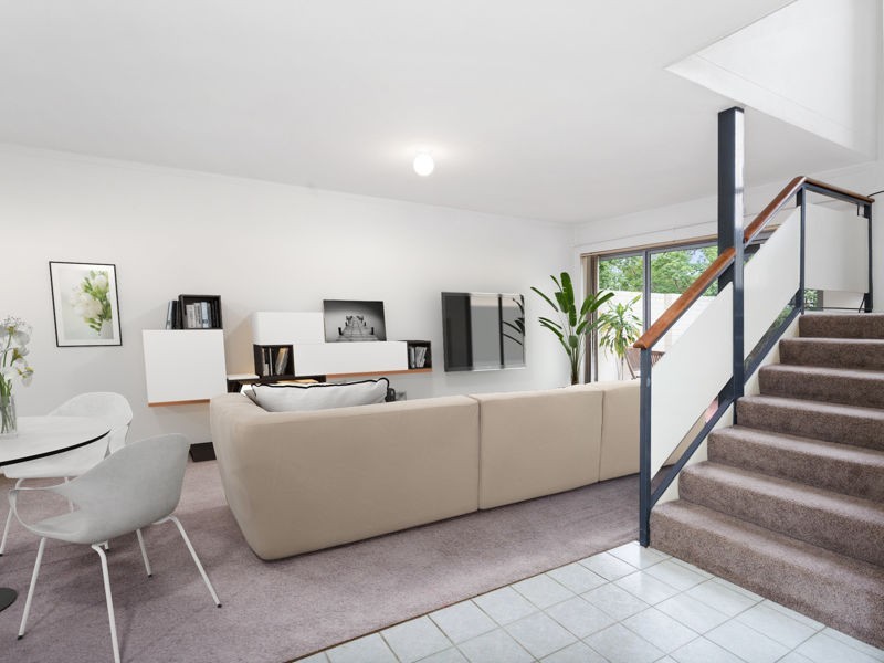 5/27 Melinga Court, Karawara WA 6152