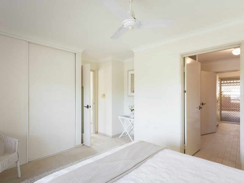 90 Cloister Avenue, Manning WA 6152