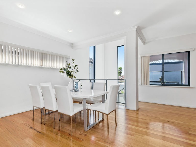 3/251 Canning Hwy, Como WA 6152