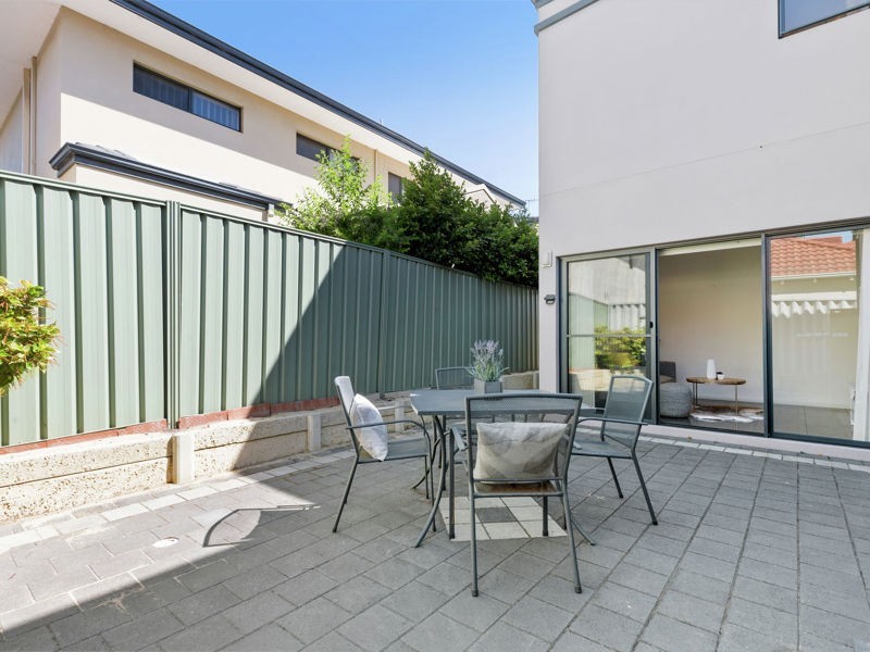 3/251 Canning Hwy, Como WA 6152