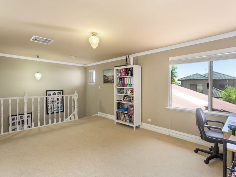 18 Broad Street, Kensington WA 6151