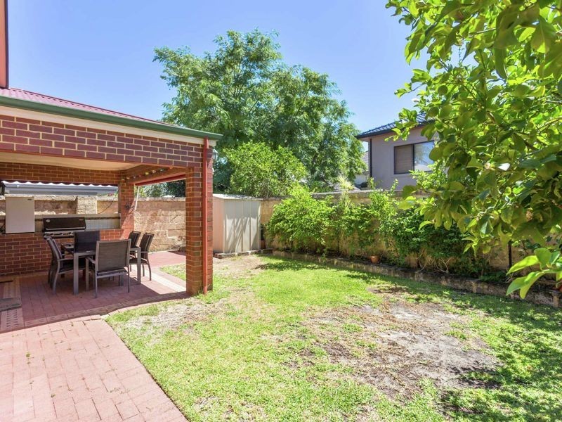 18 Broad Street, Kensington WA 6151