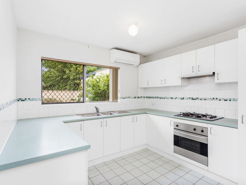 5/27 Melinga Court, Karawara WA 6152