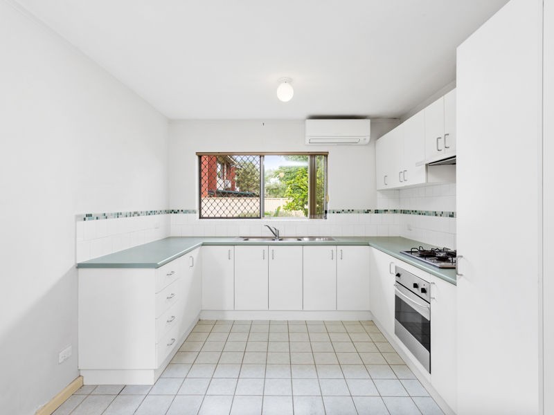 5/27 Melinga Court, Karawara WA 6152