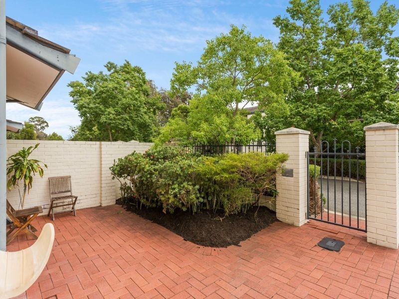 5/27 Melinga Court, Karawara WA 6152