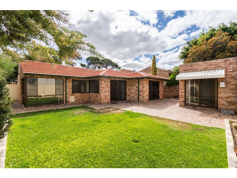 75A Comer Street, Como WA 6152