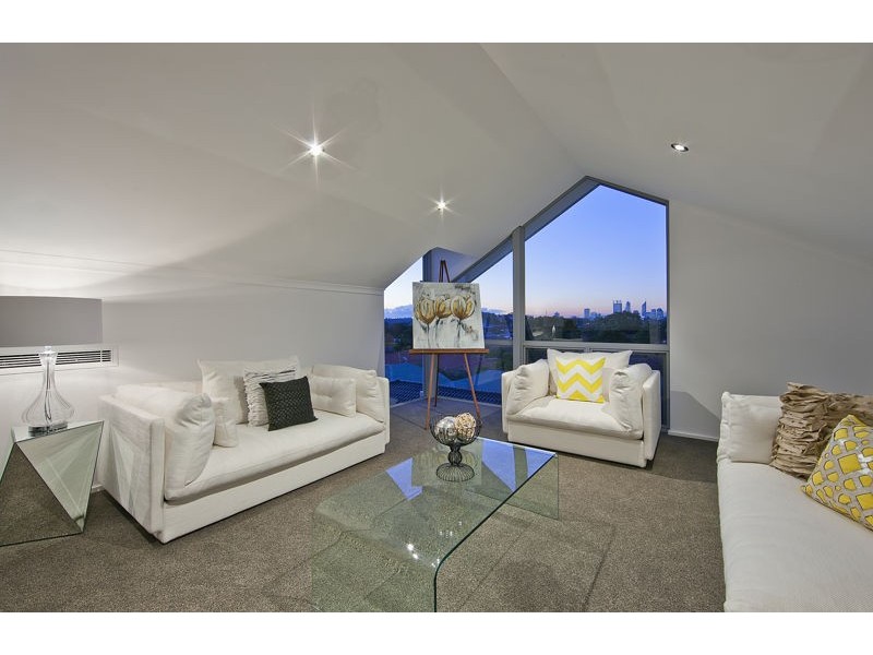 173A Coode Street, Como WA 6152