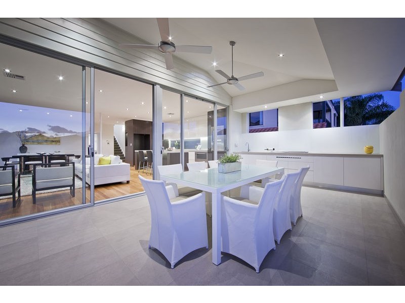 173A Coode Street, Como WA 6152