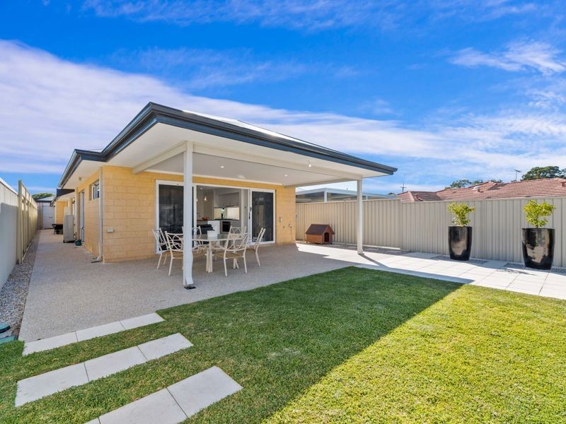 9a Burnett Road, Manning WA 6152