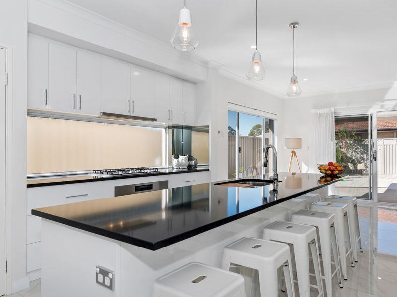 9a Burnett Road, Manning WA 6152