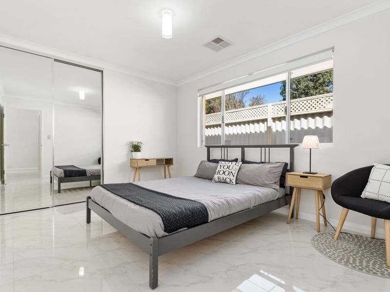 9a Burnett Road, Manning WA 6152