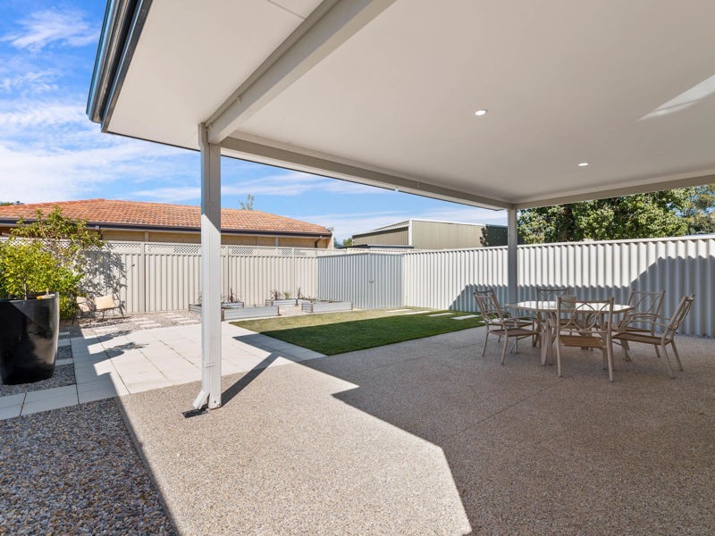 9a Burnett Road, Manning WA 6152
