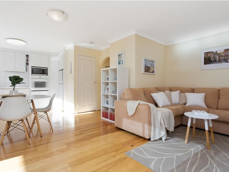 4/300 Preston Point Road, Attadale WA 6156