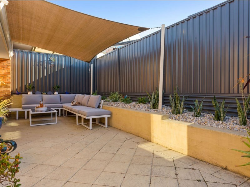 4/300 Preston Point Road, Attadale WA 6156