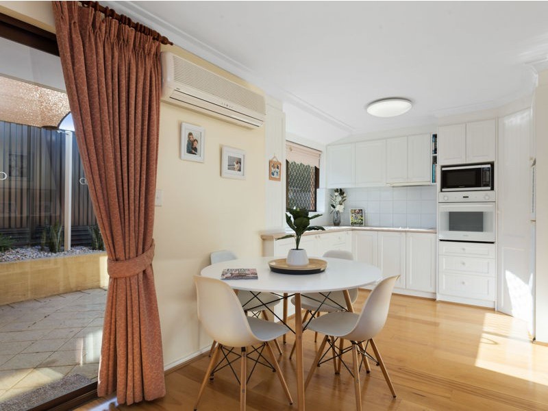 4/300 Preston Point Road, Attadale WA 6156