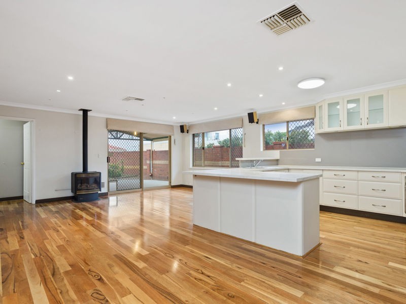 1/42 Cale Street, Como WA 6152