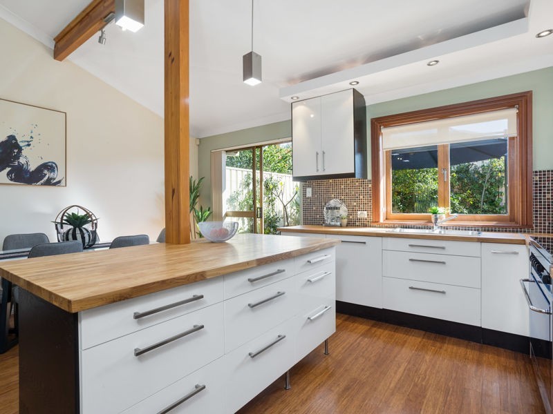 4/41 Point Walter Road, Bicton WA 6157