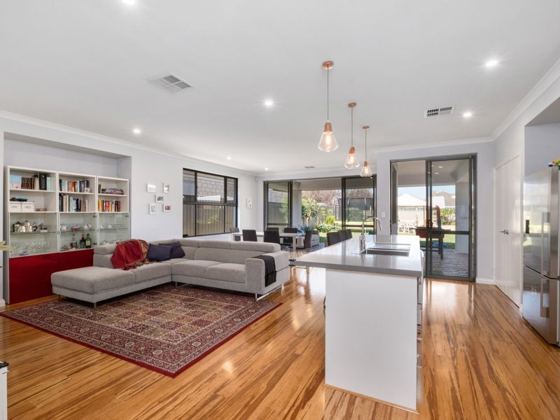 7A Conochie Crescent, Manning WA 6152